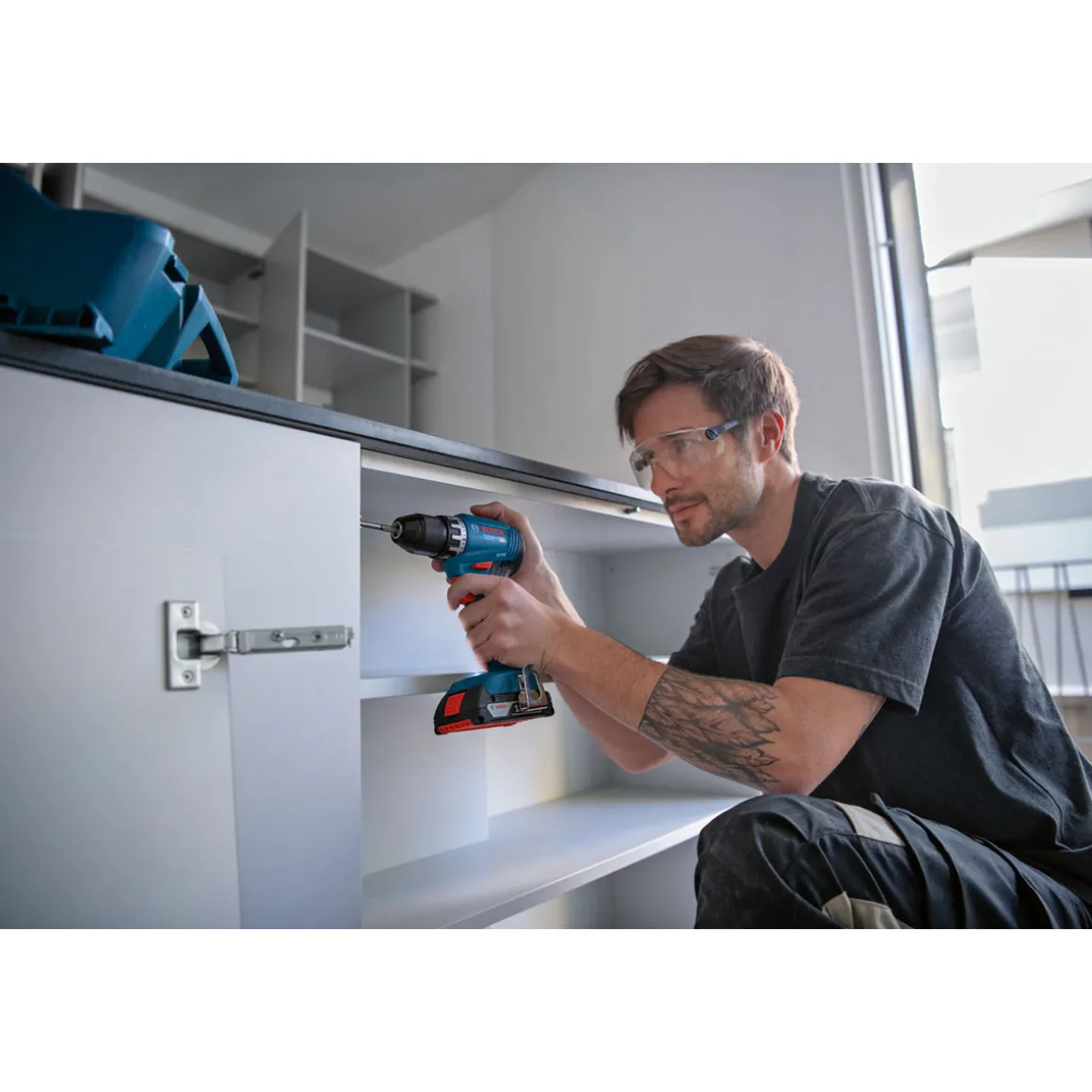 Bosch Akku-Bohrschrauber GSR 18 V-45 Professional mit L-Case Pick & Click
