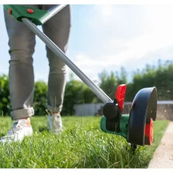 BoschAkku-Rasentrimmer UniversalGrassCut 18V