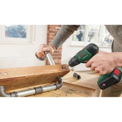 BoschAkku-Schlagbohrschrauber UniversalImpact 18V 2 Akkus Ladegerät und Zubehör