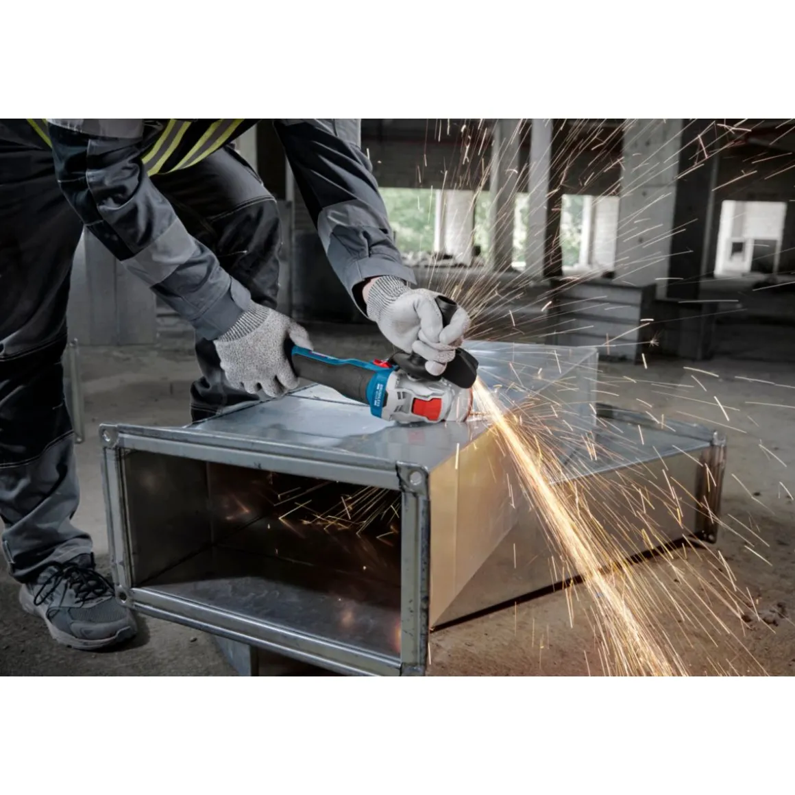 Bosch Professional Akku-Winkelschleifer GWX 18V-8 professional