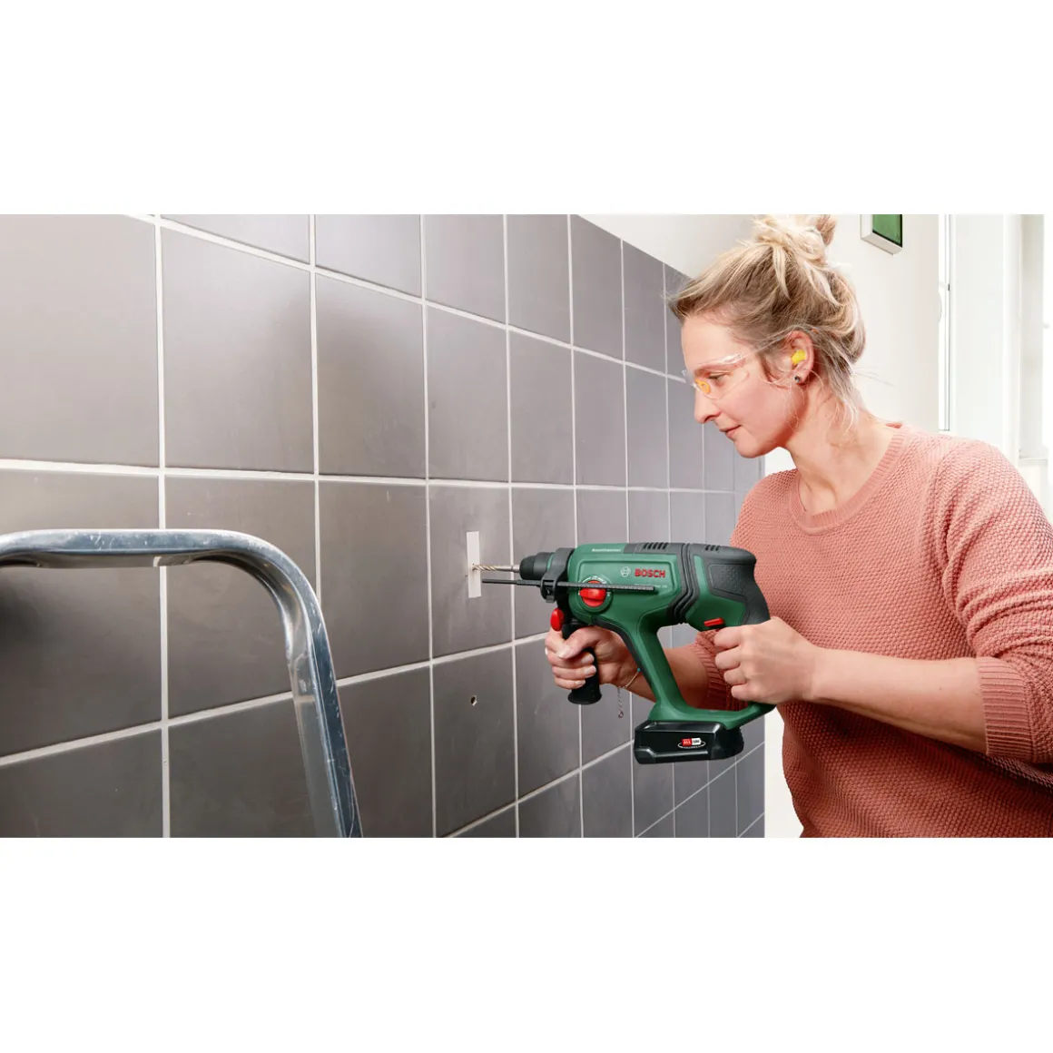 BoschUniversal Akku-Hammer 18V ohne Akku