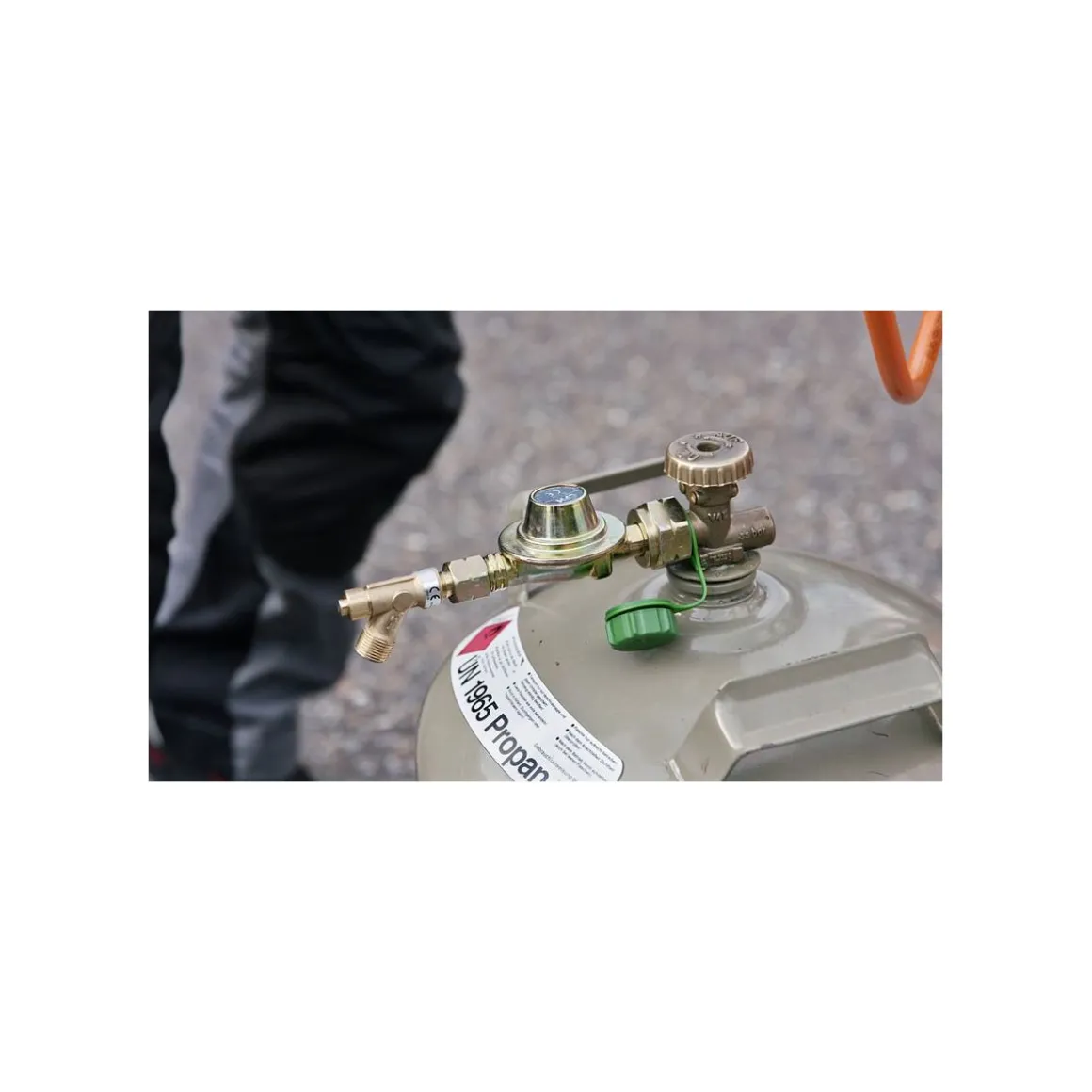 CFH Propan-Druckregler DR 114 2,5 bar