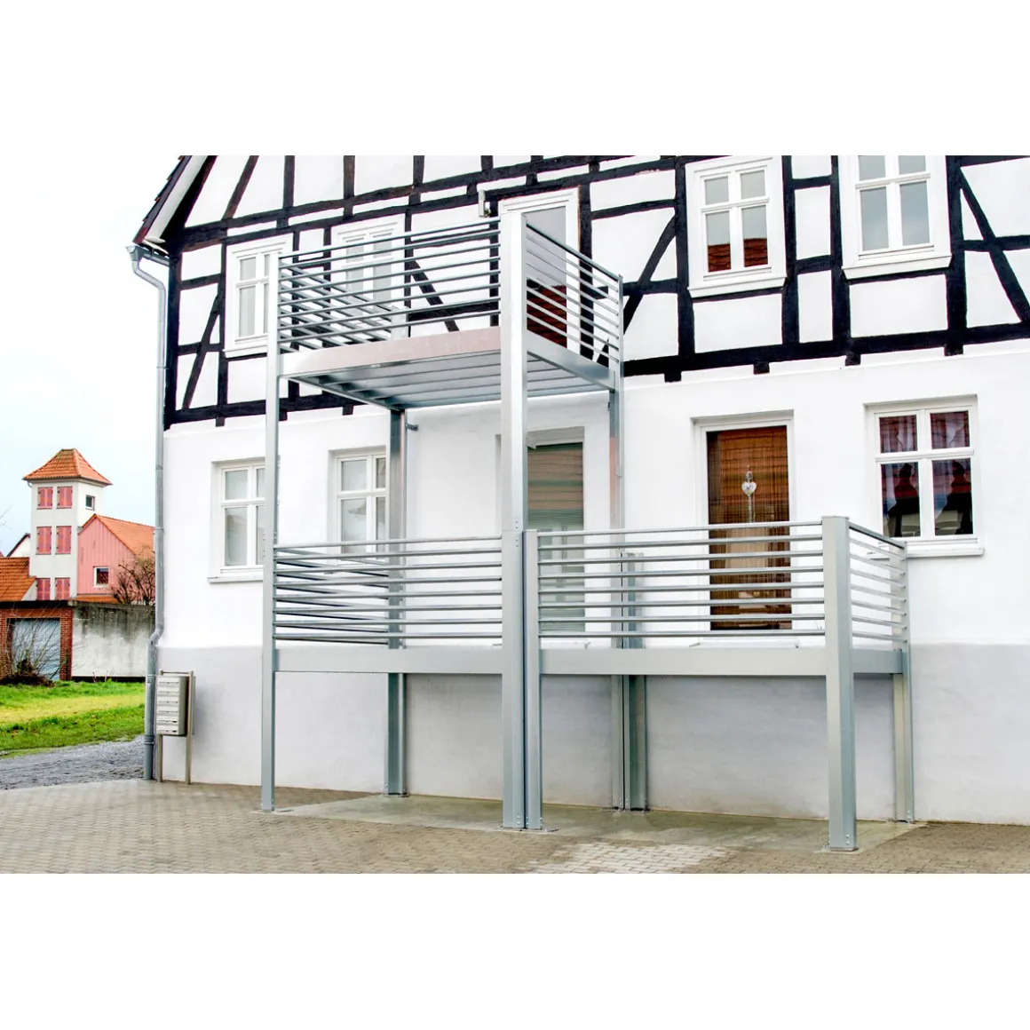 Designbalkon Small mit Lamellengeländer 288 x 200 x 290 cm