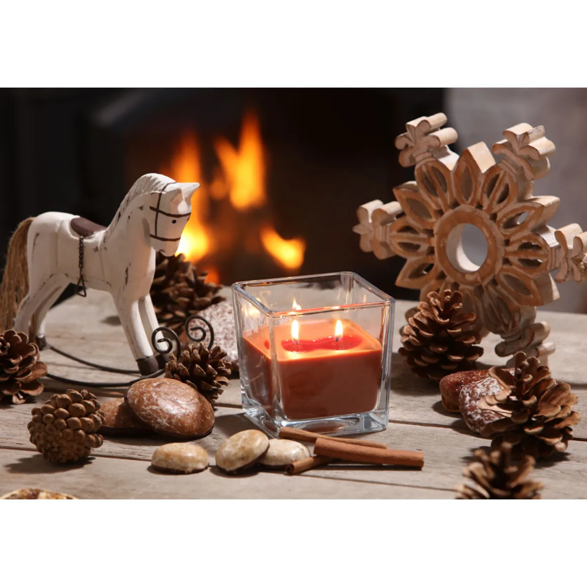 Duftkerze im Bonbonglas Christmas Dream Lebkuchen 10 x 14,2 cm