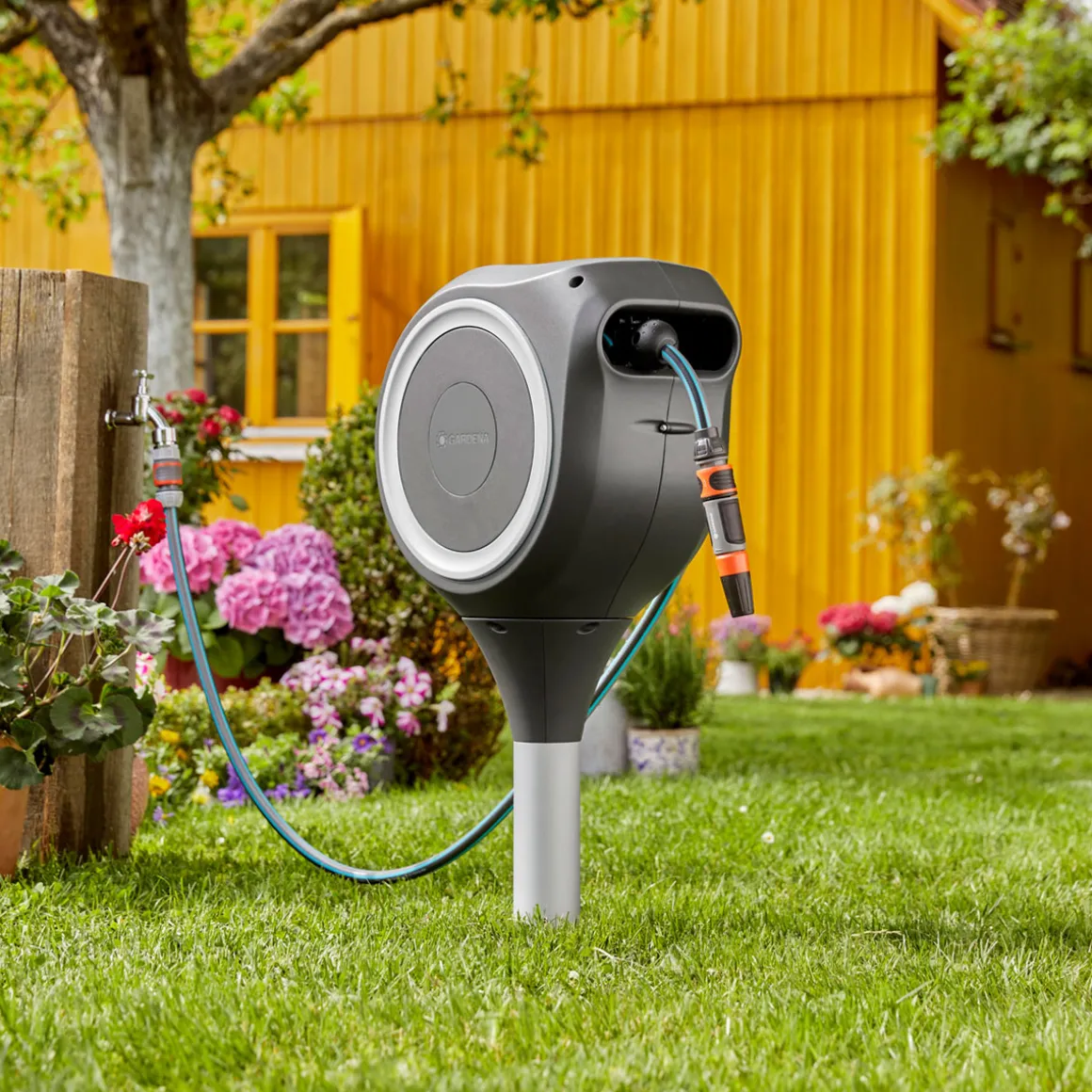 GardenaGartenschlauchbox RollUp S 15m weiß