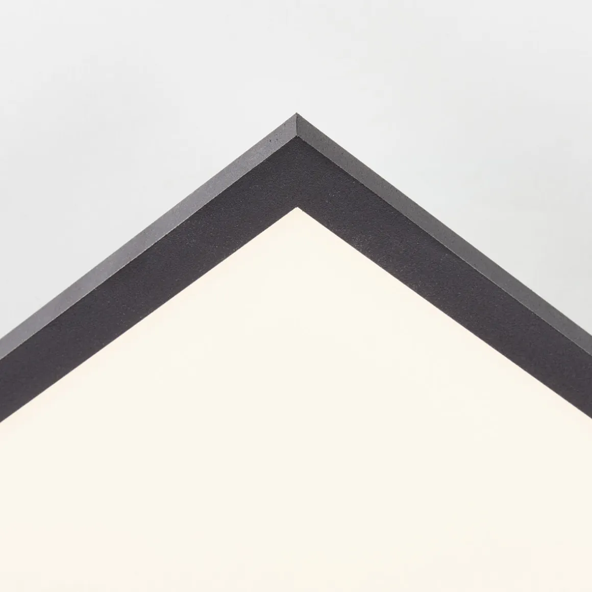 LED-Deckenleuchte Jacinda schwarz 80 x 40 cm
