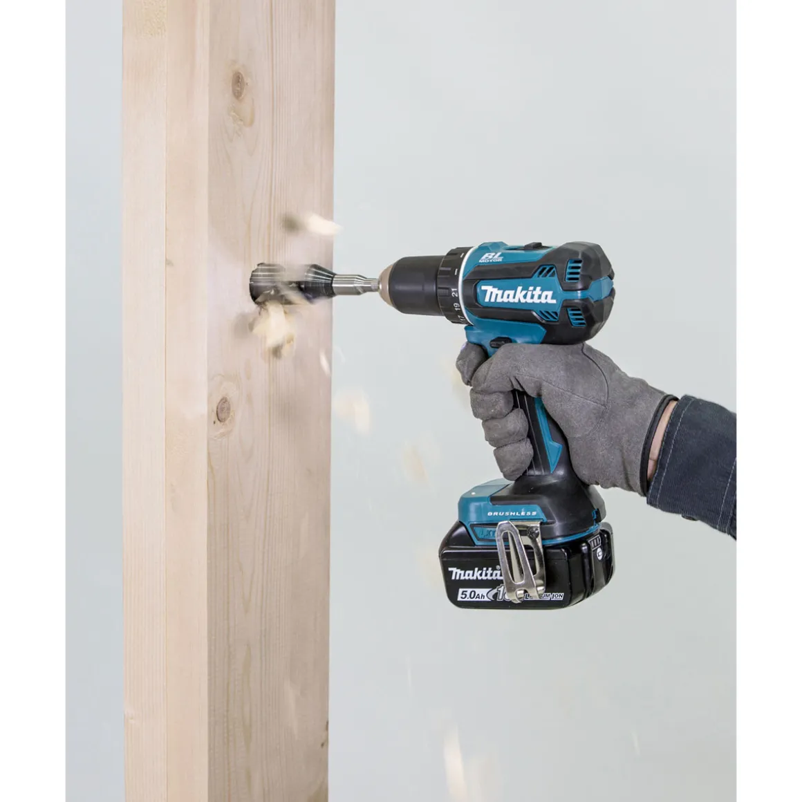Makita Akku- Bohrschrauber 18V 3,0 Ah inkl. 2 Akkus und Ladegerät