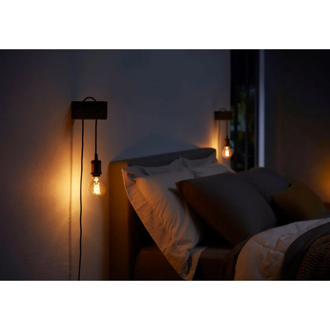 Philips Hue LED-Leuchtmittel Fil 9W 20,1 x 14 x 9 cm