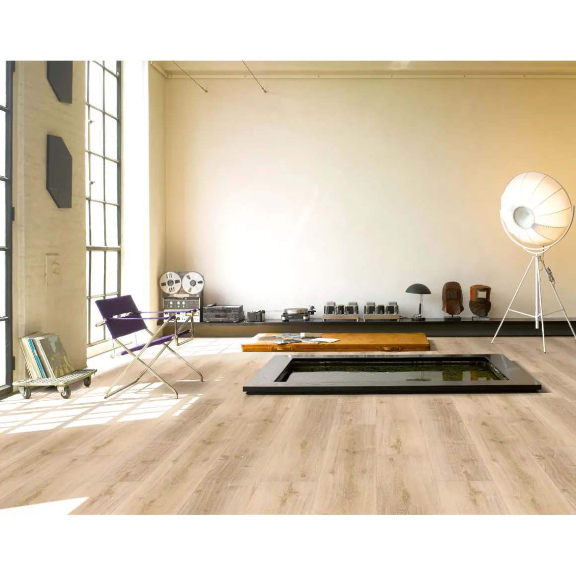 SPC Vinyl Basic Eiche Royal hell gekaelk1209x225x5,3 mm geb. Stuktur LHD gefast