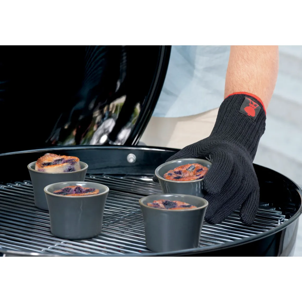 Weber Grillhandschuh Größe S/M Set aus Kevlar schwarz lang mit Silikonnoppen